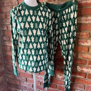 Hanna Andersson Forest Green and White Pajama Set